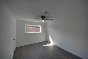 10410 Cook Rd, Houston, TX 77099 - Photo 10