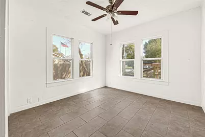 830 Ross St, La Marque, TX 77568 - Photo 10