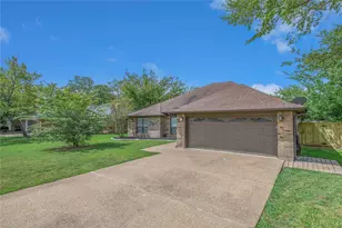 2810 Rayado Ct N, College Station, TX 77845 - Photo 2