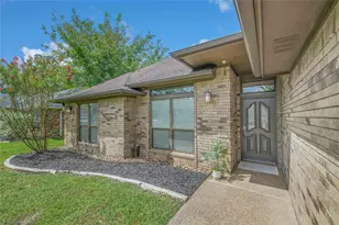 2810 Rayado Ct N, College Station, TX 77845 - Photo 2