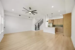 8210 Lawler St, Houston, TX 77051 - Photo 6