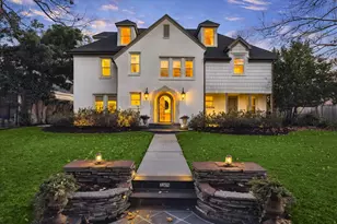 2305 Blue Bonnet Blvd, Houston, TX 77030 - Photo 2