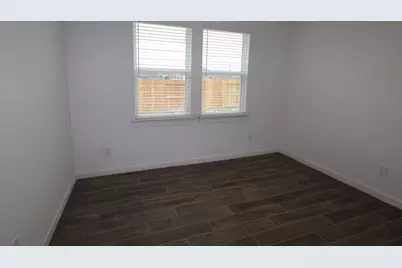 12017 Willow Way Avenue, Mont Belvieu, TX 77535 - Photo 12