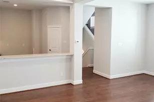 720C Link Rd, Houston, TX 77008 - Photo 10