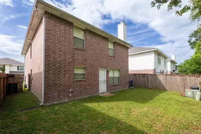 8252 Golf Green Circle, Houston, TX 77036 - Photo 28