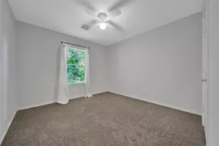 26 N Walden Elms Cir, The Woodlands, TX 77382 - Photo 22