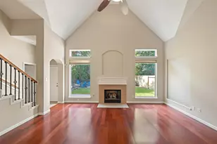 13422 Yaupon Holly Ln, Houston, TX 77044 - Photo 10
