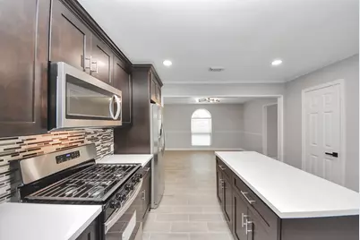 4118 Windjammer Court, Seabrook, TX 77586 - Photo 10