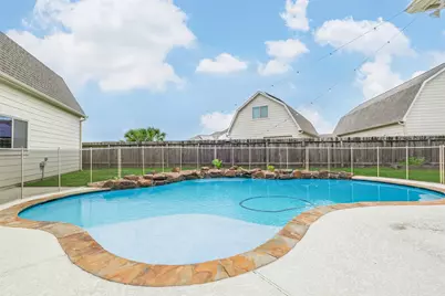 6811 Gonzales Point, Manvel, TX 77578 - Photo 6