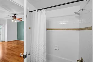 5711 Sugar Hill Dr, Houston, TX 77057 - Photo 16