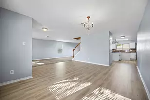 7627 Greenwood Point Dr, Cypress, TX 77433 - Photo 12