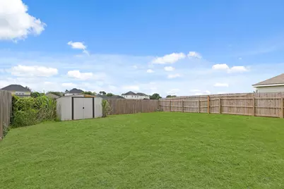 1907 Wooded Acres Drive, Humble, TX 77396 - Photo 18