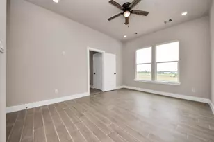 11141 Rd 5503, Cleveland, TX 77327 - Photo 6