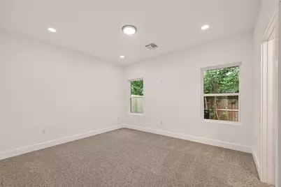 8214 Woodward Street, Houston, TX 77051 - Photo 18