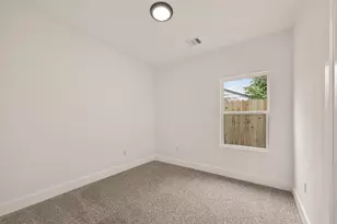 8214 Woodward St, Houston, TX 77051 - Photo 22