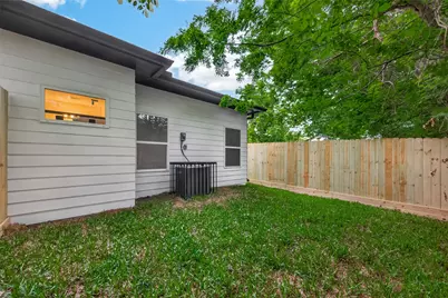 8214 Woodward Street, Houston, TX 77051 - Photo 30
