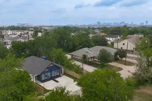 8214 Woodward St, Houston, TX 77051 - Photo 34