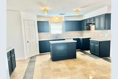 7110 Favian Court, Houston, TX 77083 - Photo 8