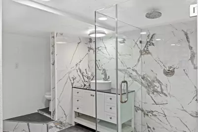 5411 Avenue R 1/2, Galveston, TX 77551 - Photo 18