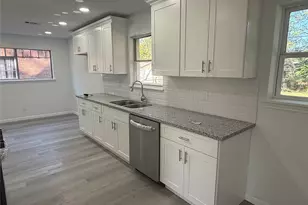 5615 Greylog Dr, Houston, TX 77048 - Photo 10
