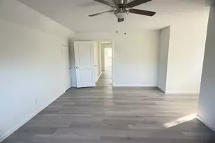 5615 Greylog Dr, Houston, TX 77048 - Photo 20