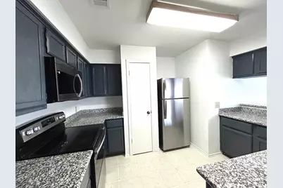 1103 Dulles Avenue #1801, Stafford, TX 77477 - Photo 8