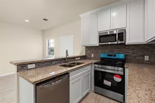 7750 Avenue J, Houston, TX 77012 - Photo 10