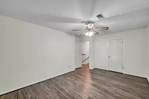 26 Willowwood Cir, The Woodlands, TX 77381 - Photo 16