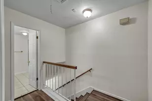 26 Willowwood Cir, The Woodlands, TX 77381 - Photo 14