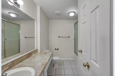 26 Willowwood Circle, The Woodlands, TX 77381 - Photo 18