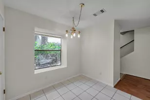 26 Willowwood Cir, The Woodlands, TX 77381 - Photo 12