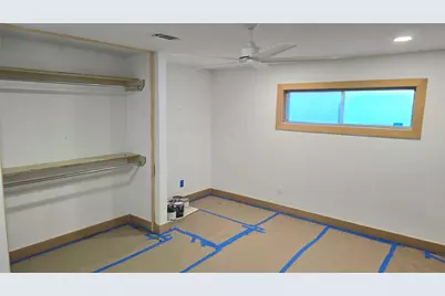 11907 Renwick Drive, Houston, TX 77035 - Photo 8