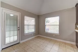 14802 Newton Falls Ln, Sugar Land, TX 77498 - Photo 12