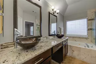 14802 Newton Falls Ln, Sugar Land, TX 77498 - Photo 18