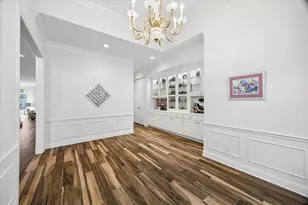 4714 Holt, Bellaire, TX 77401 - Photo 12