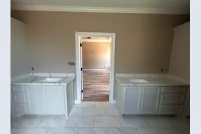 1995 Brenner Boulevard, Lumberton, TX 77657 - Photo 16