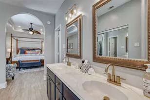 3228 Castle Dr, Crystal Beach, TX 77650 - Photo 14
