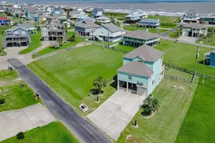 3228 Castle Dr, Crystal Beach, TX 77650 - Photo 1