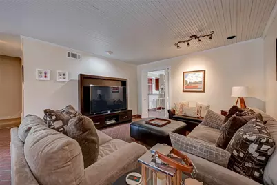6329 Del Monte Drive #100, Houston, TX 77057 - Photo 10