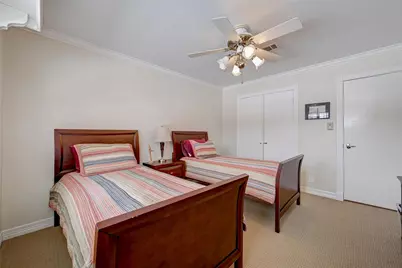 6329 Del Monte Drive #100, Houston, TX 77057 - Photo 32
