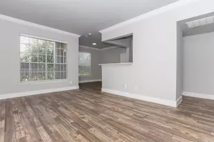 19100 N Glenwest Dr, Friendswood, TX 77546 - Photo 12