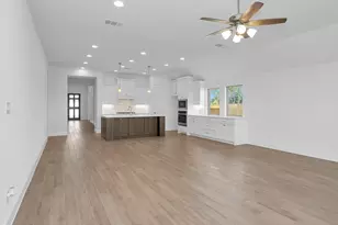 16542 Mandora Ln, Conroe, TX 77302 - Photo 4