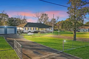 9313 State Hwy 61, Hankamer, TX 77560 - Photo 1