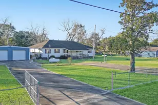 9313 State Hwy 61, Hankamer, TX 77560 - Photo 26
