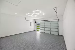 1519 Waco St, Dayton, TX 77535 - Photo 28