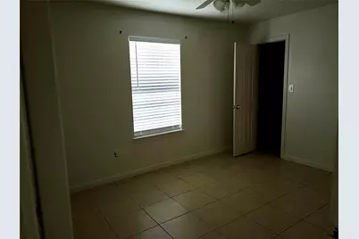4725 10th Street, Bacliff, TX 77518 - Photo 4