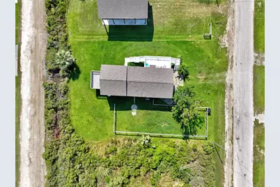 1120 N Monkhouse Drive, Crystal Beach, TX 77650 - Photo 50