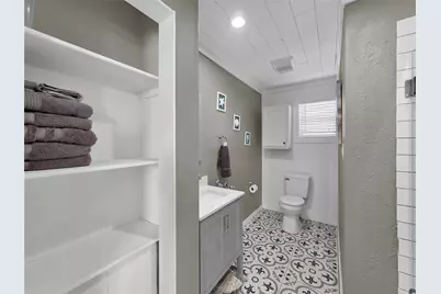 1120 N Monkhouse Drive, Crystal Beach, TX 77650 - Photo 46