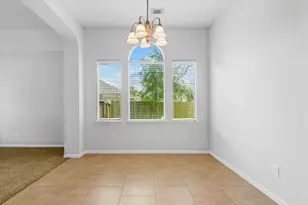 16806 Bay Ledge Ct, Friendswood, TX 77546 - Photo 4