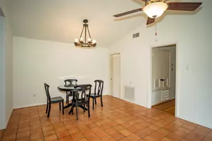 4522 Briarbend Dr, Houston, TX 77035 - Photo 4